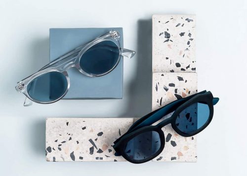 blue-sunglasses-close-up